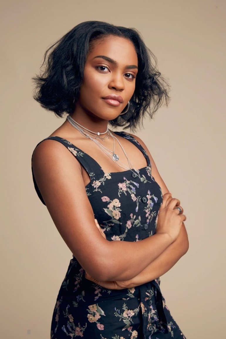 China Anne Mcclain Wallpaper