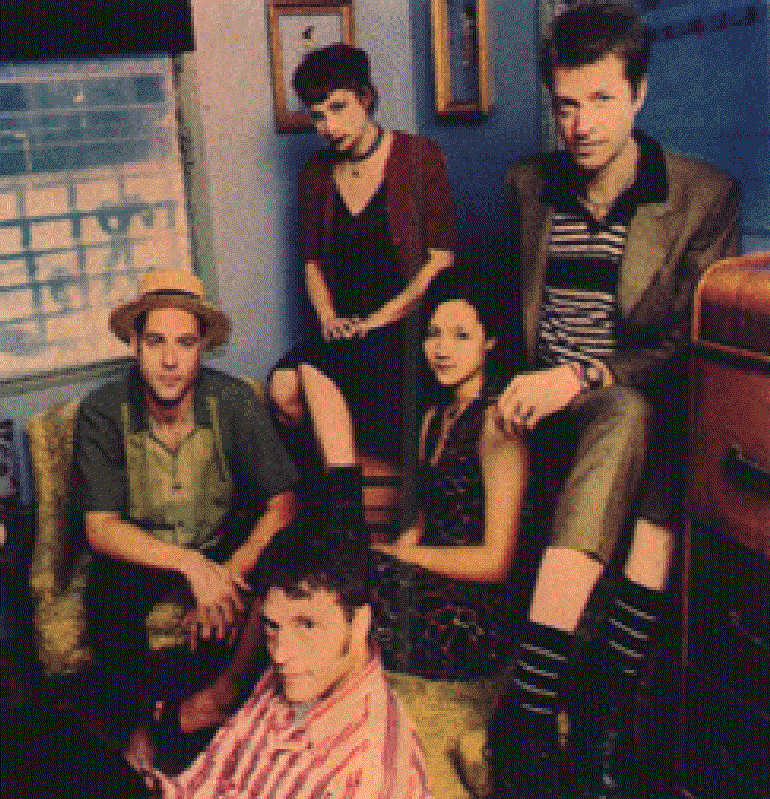 ^ Kat Bjelland, Courtney Love, Kim Shattuck & Carla Bozulich IMDB v2.2