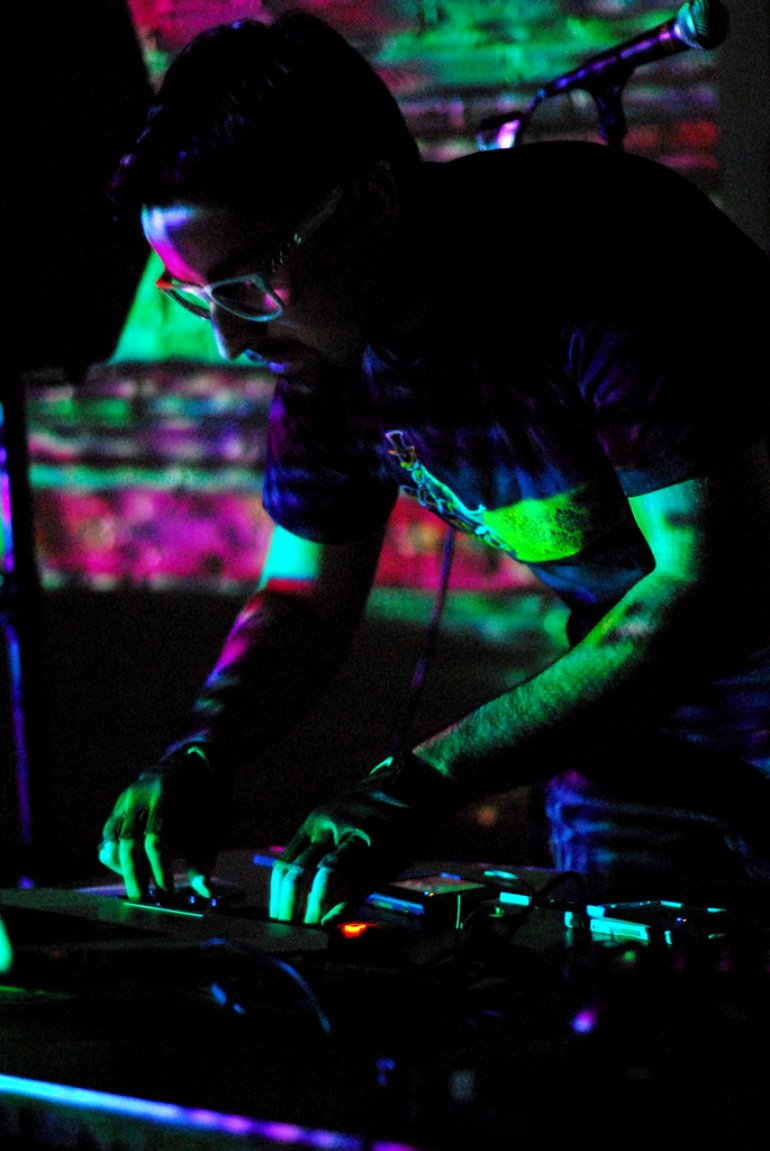 Live @ 8static, Philadelphia, Feb. 19 2011