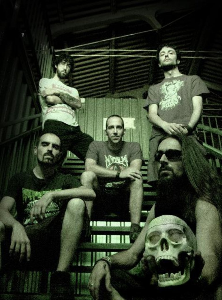 The band cahoots. Ground band. Ground band. Ground band. Cory band.