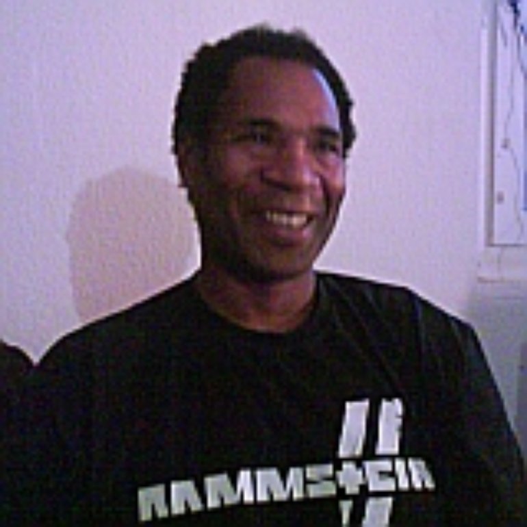 Olando has just joined last.fm!!! ;-)