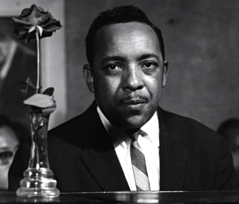 red_garland4.jpg