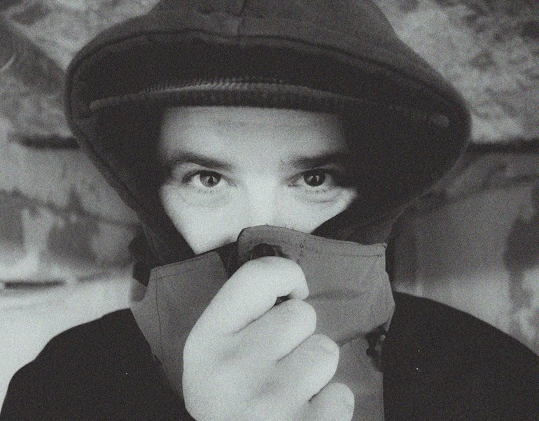 LOW-END-ACTIVIST_BW_1.jpg