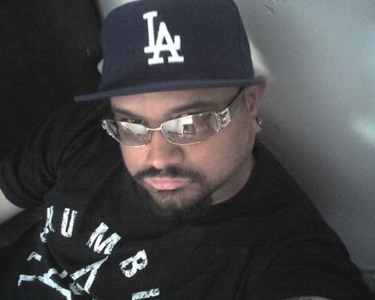 Dj crazy j rodriguez. Dj crazy j rodriguez. Мяч dj. Sauthampton j. Dj_crazy_feat_rodriguez_-_black_beatles_club.