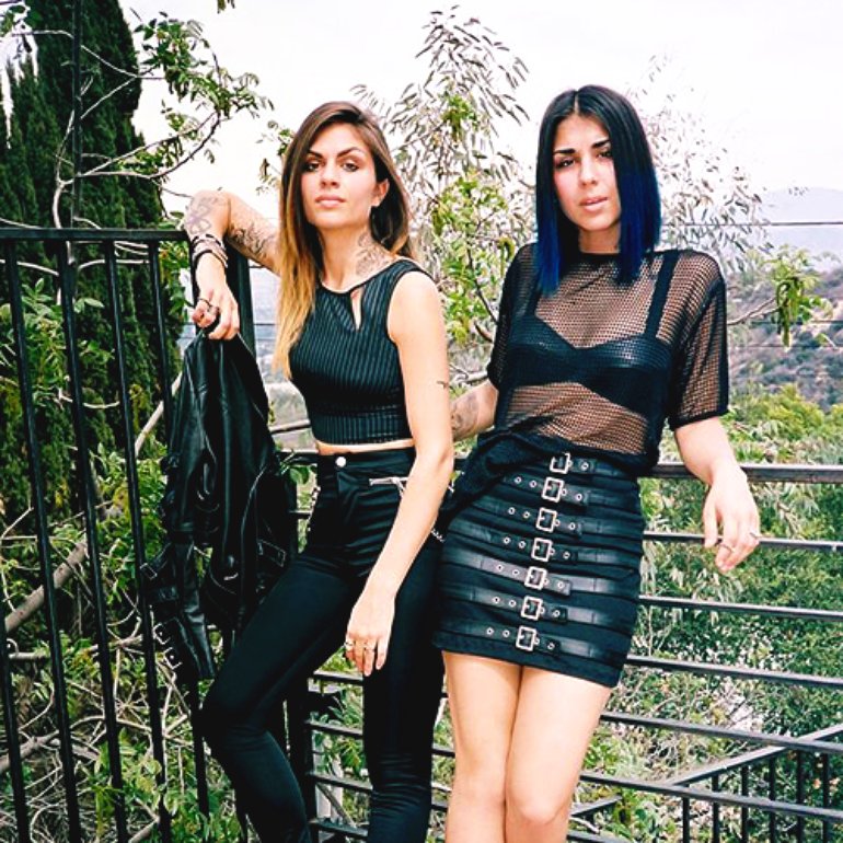 Krewella 写真 14 68 Last Fm