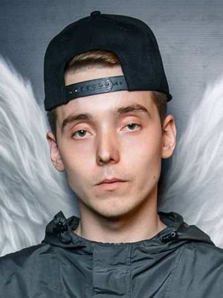 слэм певец. полароид обложка. печать фото полароид. вячесла́в иса́ков slame. полароид снимки.