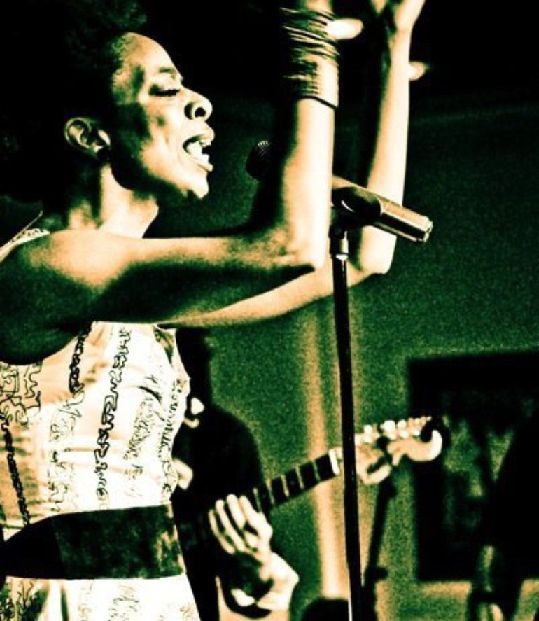 nakia henry