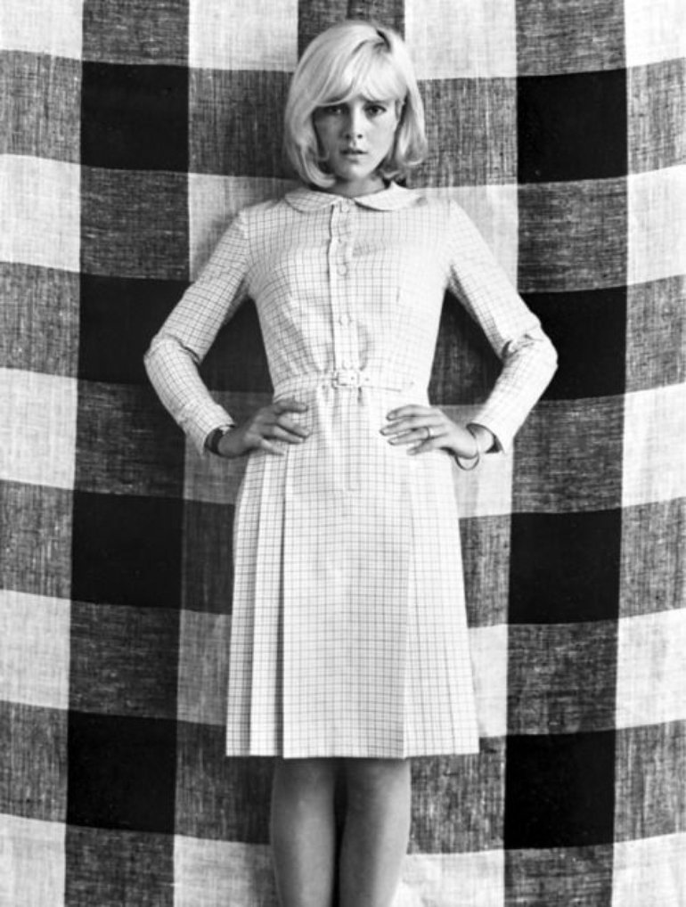 Sylvie Vartan - La Jolie poupée (3).jpeg