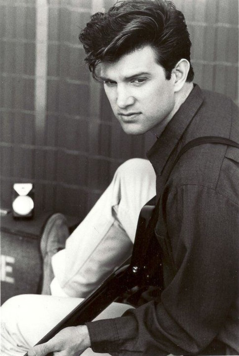 Chris Isaak Photos (1 of 52) | Last.fm