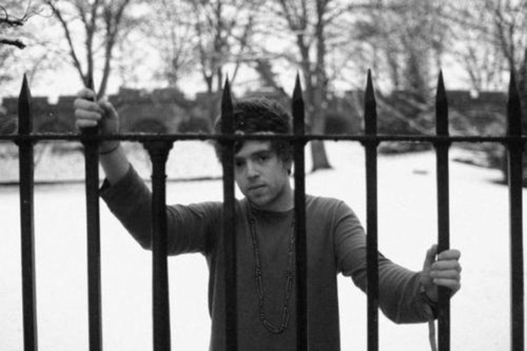 Бенджамин зимой. Бенджамин зимой. Бенджамин зимой. Benjamin genius. Бенджамин зимой.