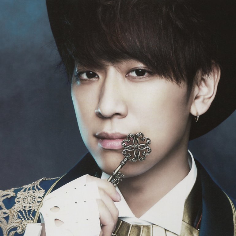 小山慶一郎 Photos 8 Of 68 Last Fm