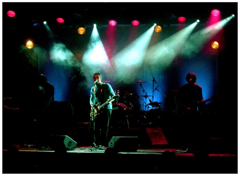 IGUANA LOVERS @LIVE LA TRASTIENDA / BUE / OCT 06
