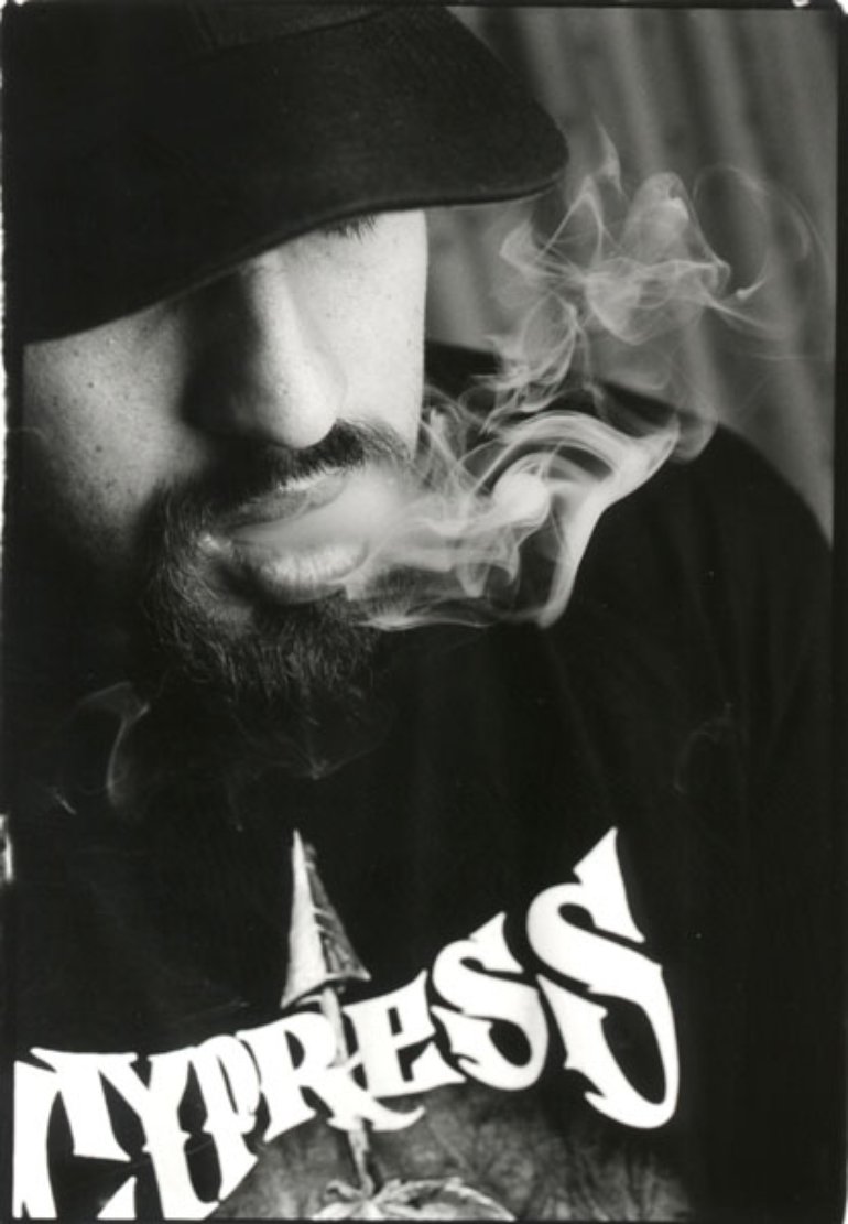 Life is smoke. B real Cypress Hill. Фото b-real. Cypress Hill pictures.