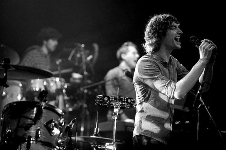 Gotye, live