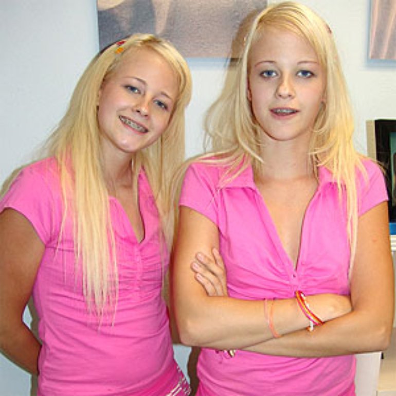 Milton Twins Porn Videos Tubezzz Porn Photos Sexiz Pix 