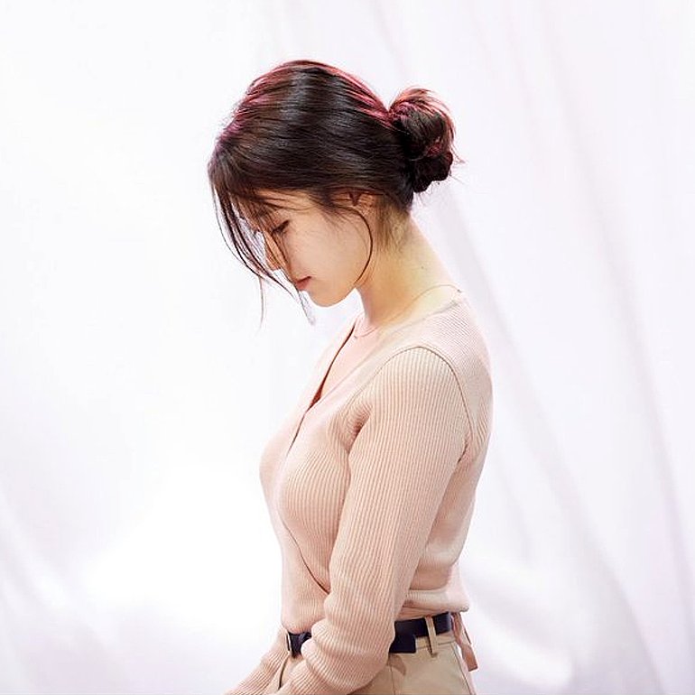 Iu 写真 308 543 Last Fm