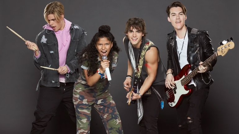 julie and the phantoms cast