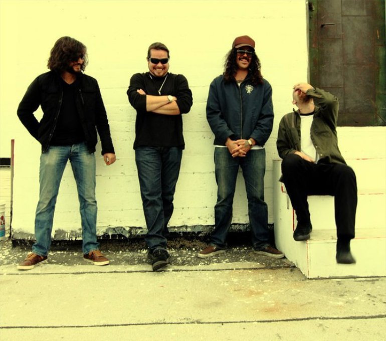 Kyuss Lives!