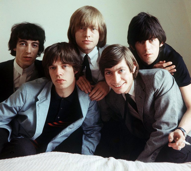 The-Rolling-Stones-Bill-Wyman-Keith-Richards-1964.jpg