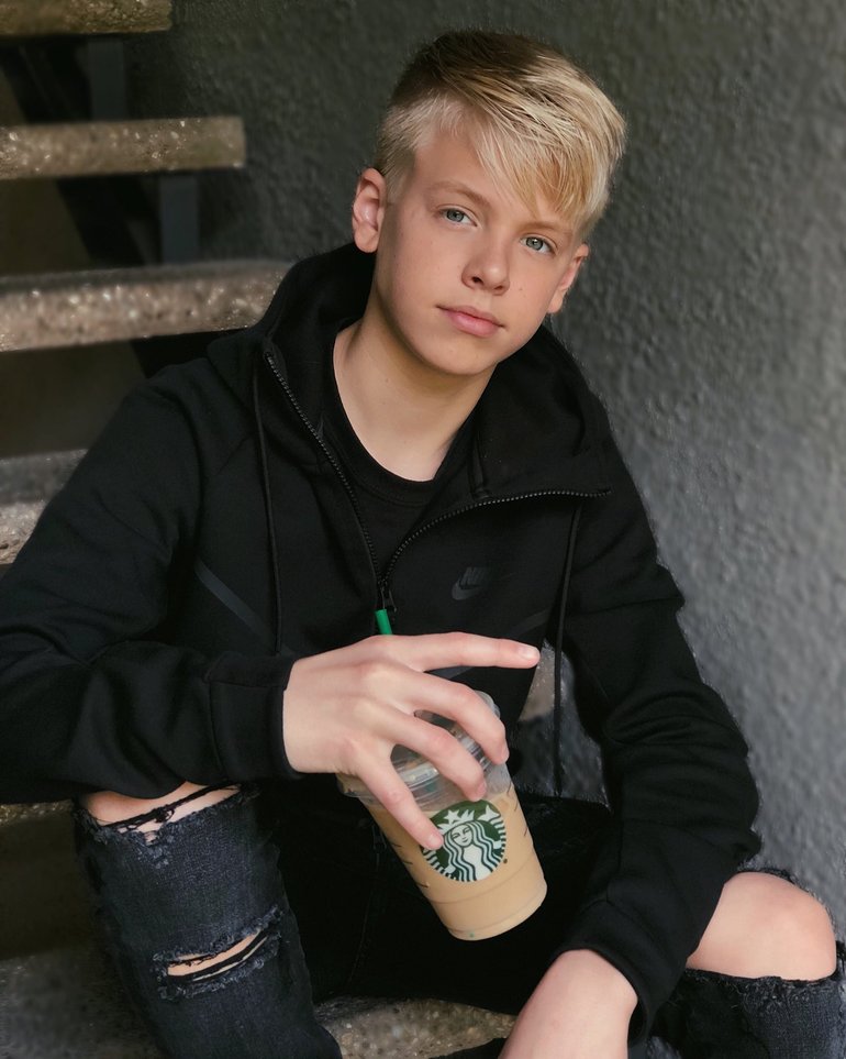 Carson Lueders Photos 1 Of 14 Last Fm