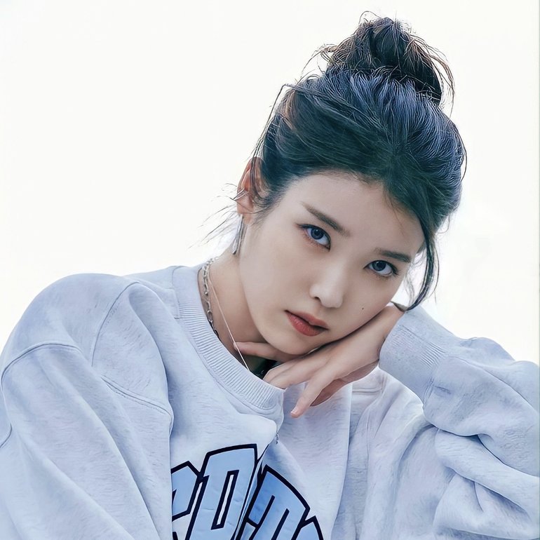 Iu 写真 723 725 Last Fm