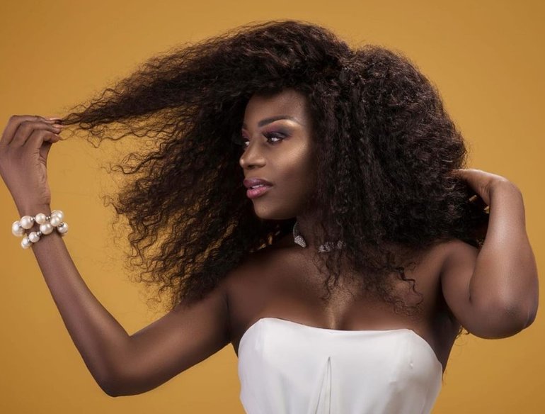 Принцесса пич diaper. Its miss. Its miss. Дарья мухина одноглазая. Miss_x модель.