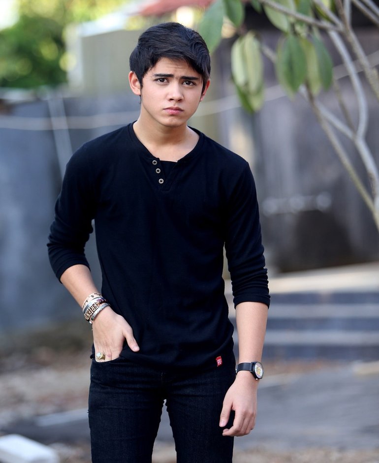 Aliando Syarief Photos 2 Of 3 Last Fm