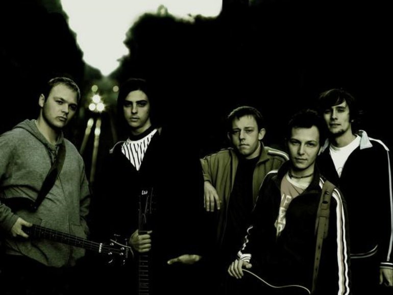 https://lastfm.freetls.fastly.net/i/u/770x0/79670f7619994fe3ac1ff1e39182be18.jpg#79670f7619994fe3ac1ff1e39182be18