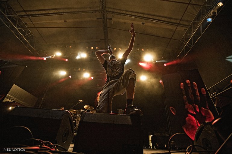 meshuggah at brutal assault 2010