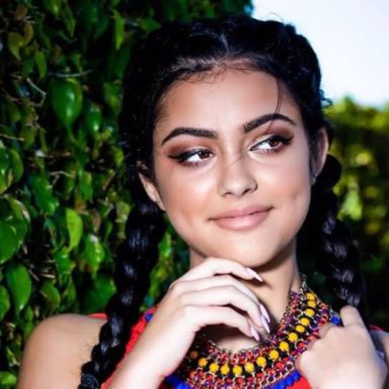 Malu trevejo pictures