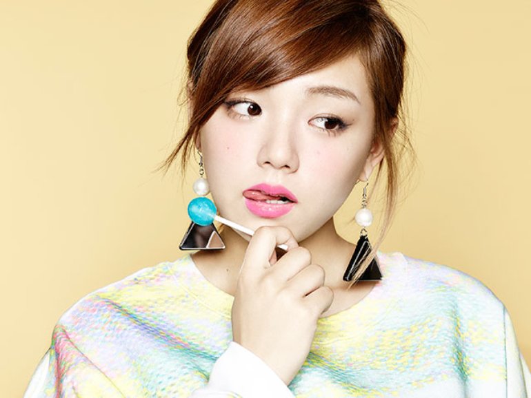 篠崎愛 Photos 3 Of 34 Last Fm