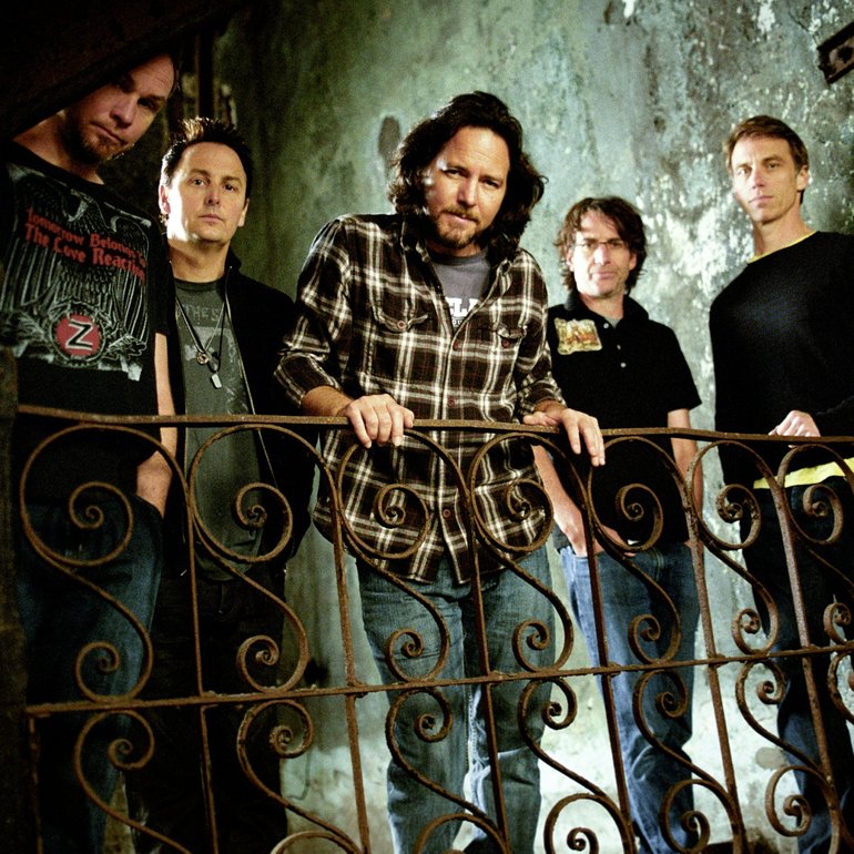 PEARL JAM.jpg