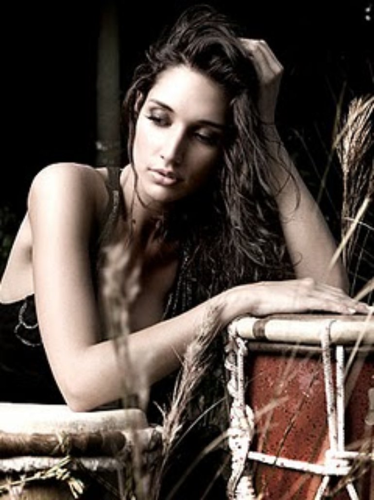 Amelia Vega Photos 3 Of 5 Last Fm