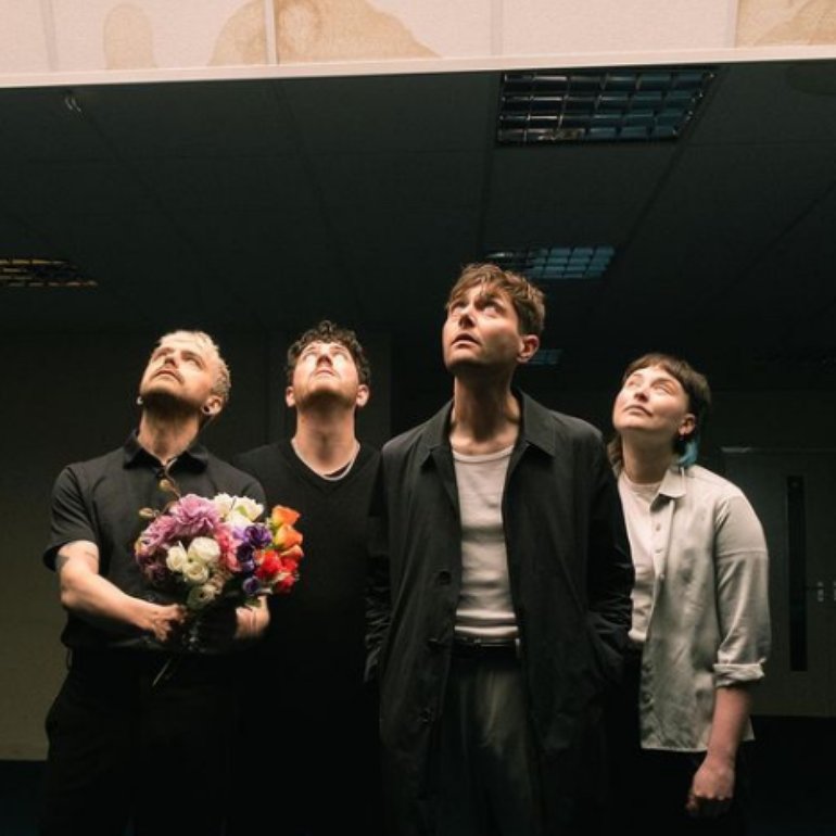 LIFE band (UK) [square pic]