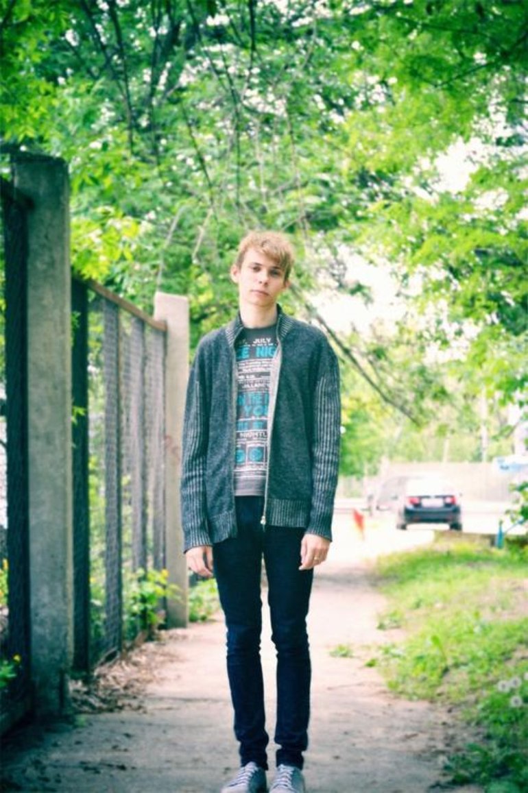 солист группы найтивыход. кирилл лермонтов найти выход. кирил лермантов найтивыход. найти выход история. саша вспак.