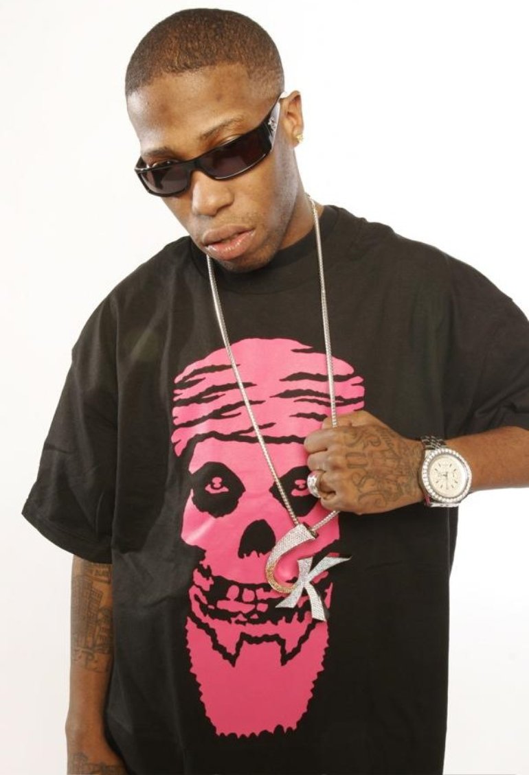 Un Kasa  Photos 2 of 4 Last fm