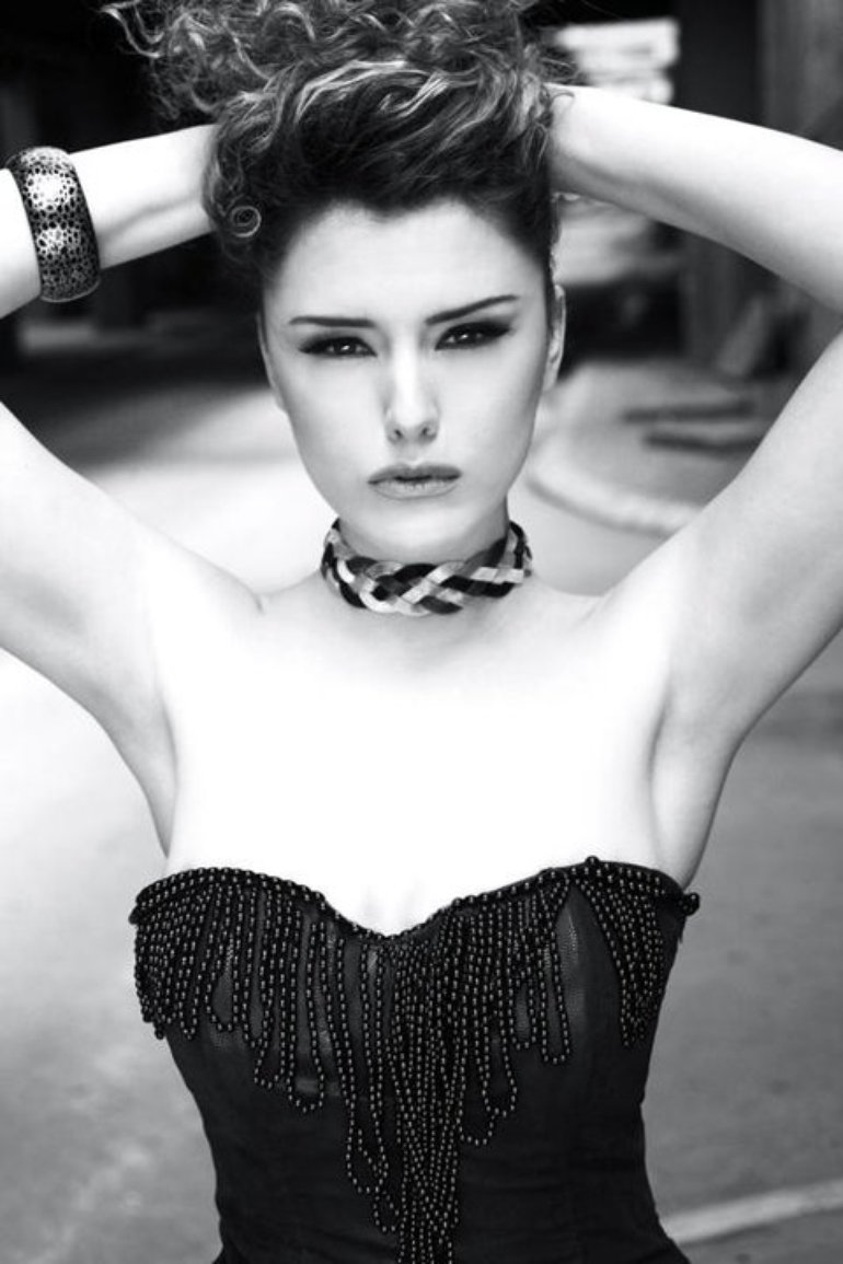 Adelina Emini Photos 3 Of 4 Last Fm