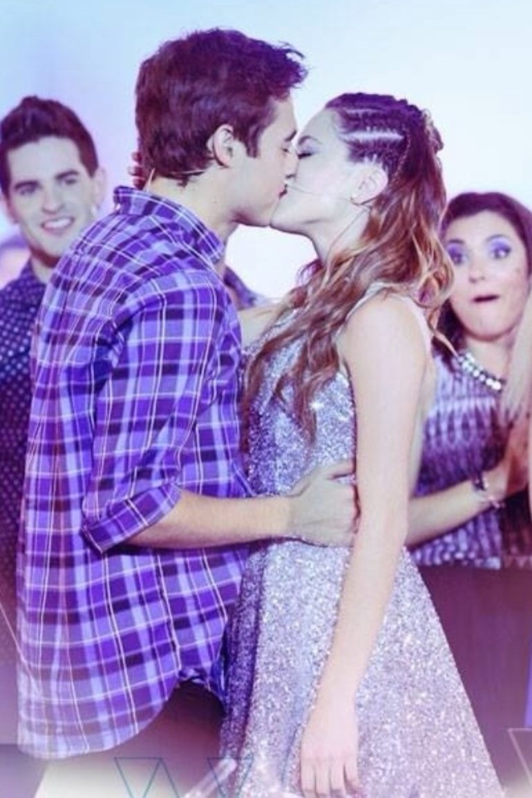 Martina Stoessel Y Jorge Blanco Photos 4 Of 23 Last Fm