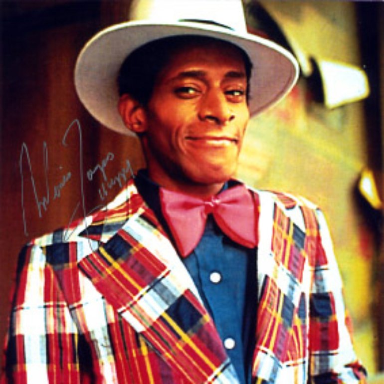 Hoagy Lands Photos 1 Of 2 Last Fm 1 track | 5 albums. last fm