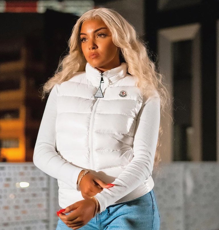 Wejdene Photos 7 Of 12 Last Fm