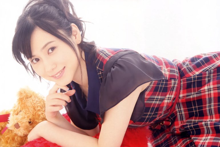 美波 津田