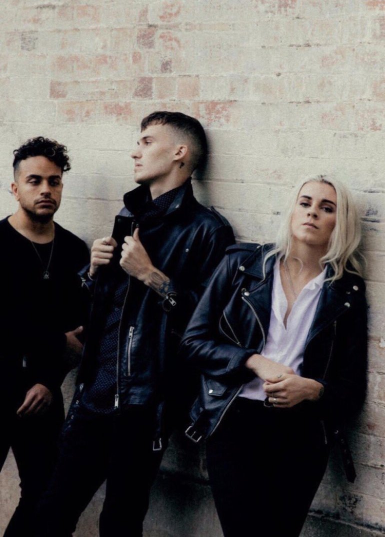 PVRIS Photos (37 of 139) | Last.fm