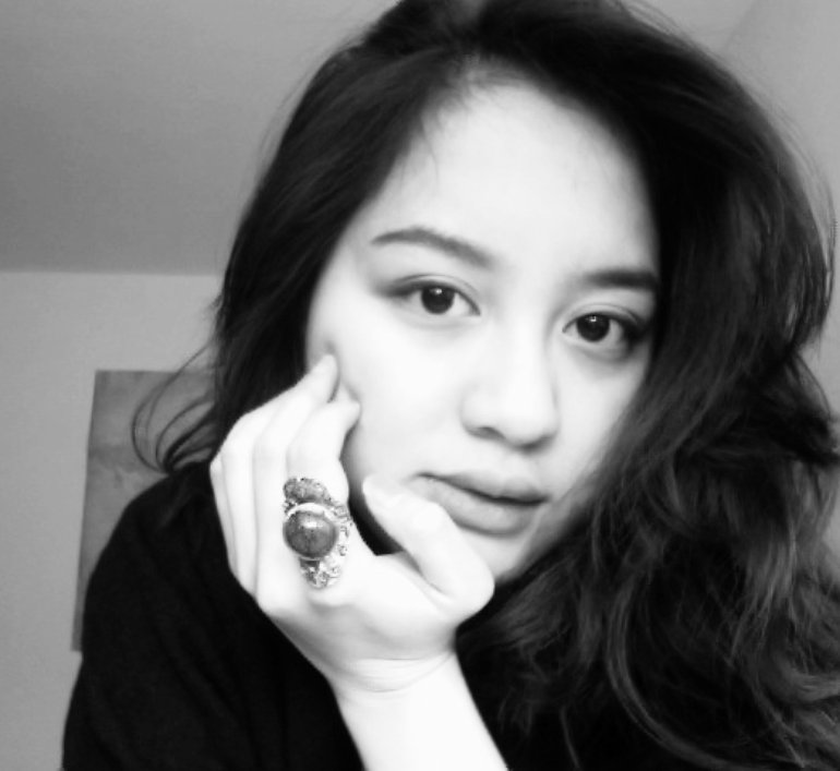 Gita Savitri Devi Fotos 2 Von 2 Last Fm