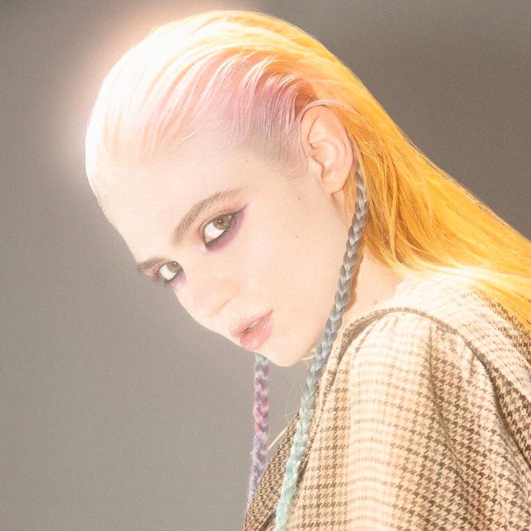 Grimes Photos 28 Of 1366 Last Fm