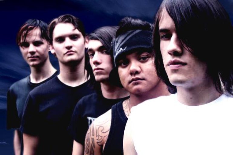 https://lastfm.freetls.fastly.net/i/u/770x0/b6e22bd4ea0a4907a7750ba5cba9a672.jpg#b6e22bd4ea0a4907a7750ba5cba9a672