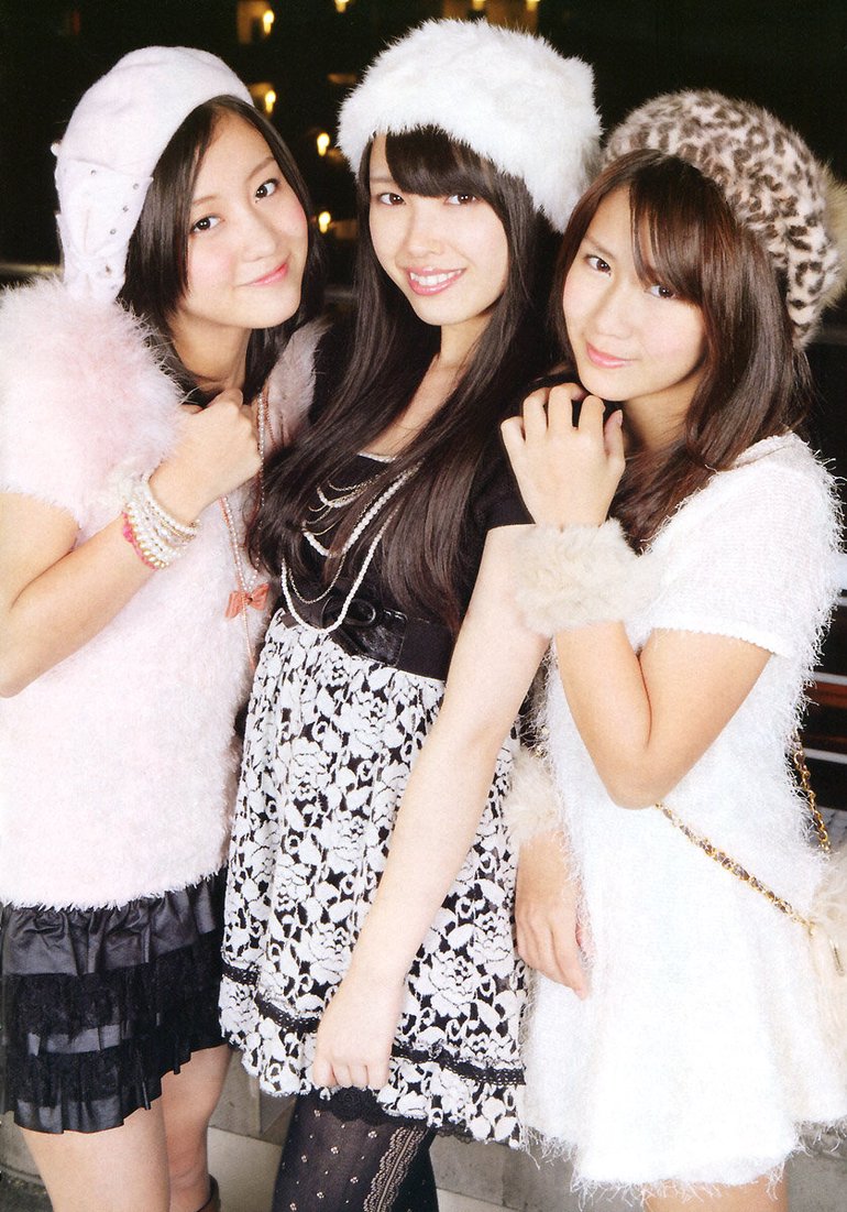 中島早貴 岡井千聖 萩原舞 Photos 2 Of 4 Last Fm