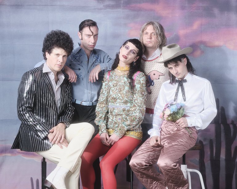 Black Lips (2019)