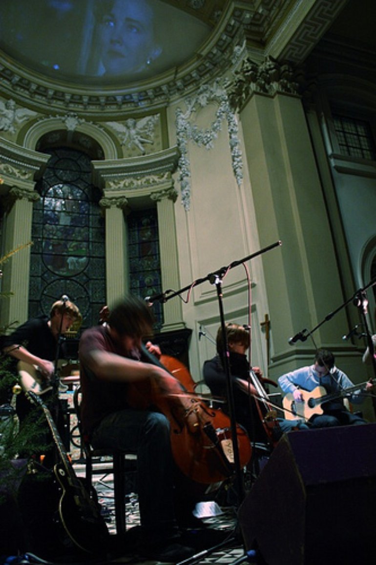 Jingle all the Dayer - photo by Joe Gainsborough