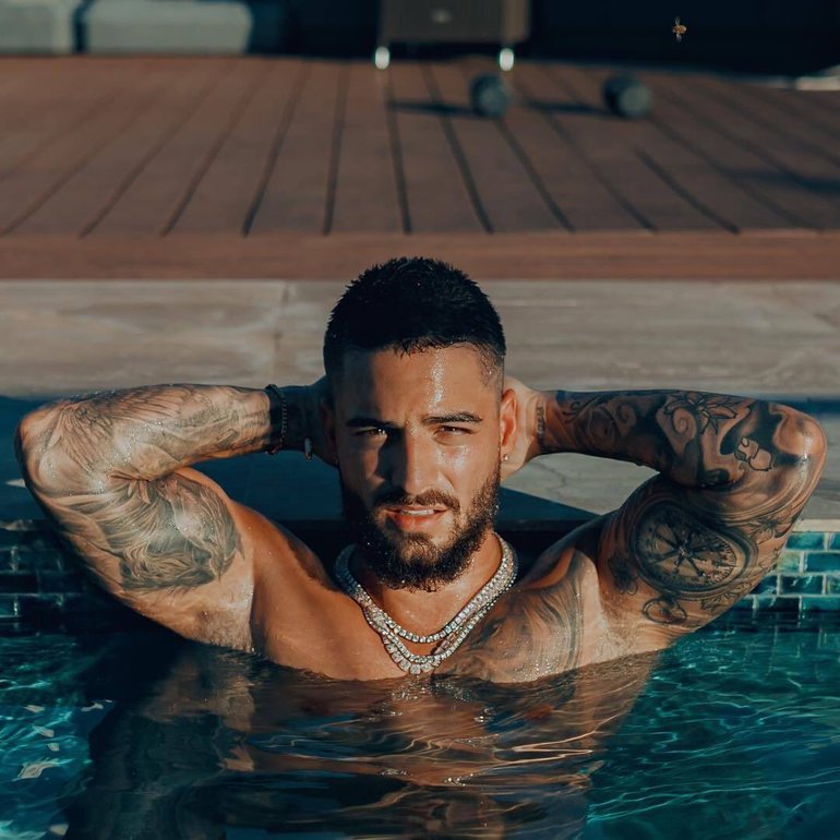 Maluma Baby Watch Maluma S New Music Video Cuatro Babys Billboard