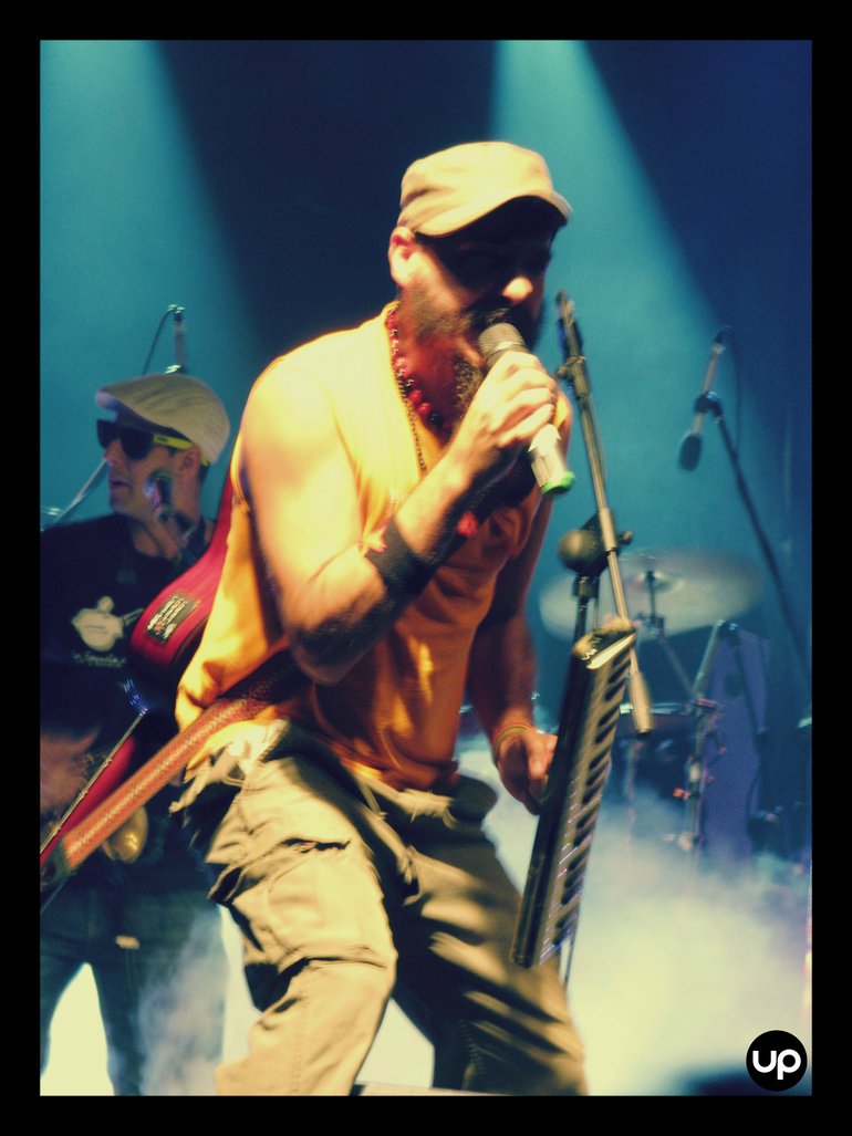 http://ulifyah.tumblr.com 